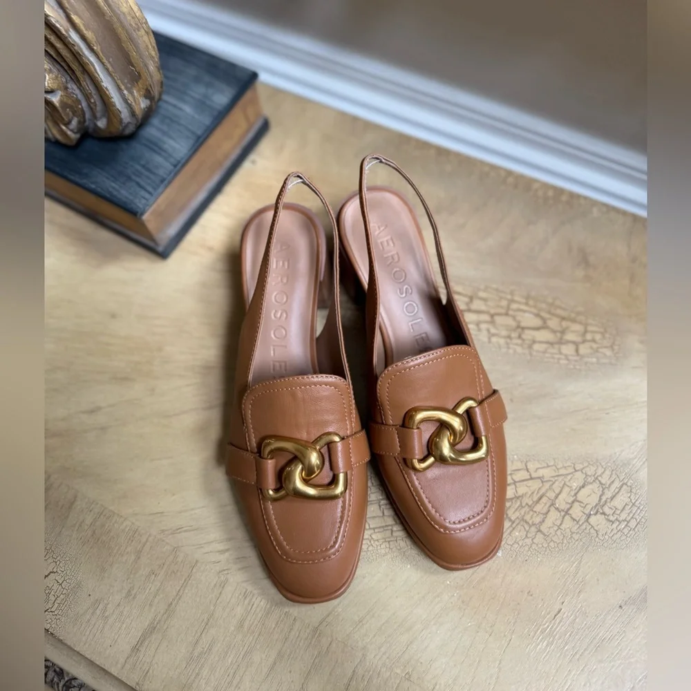 AEROSOLES Women's Brown Loafers with Gold Chain Detail - Picture 13 of 13
